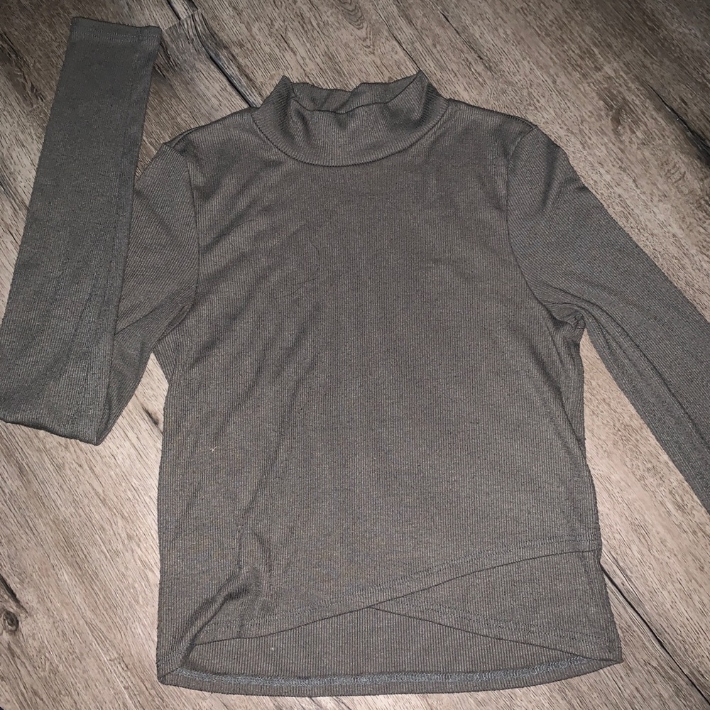 pasun mock turtleneck long sleeve⚡️